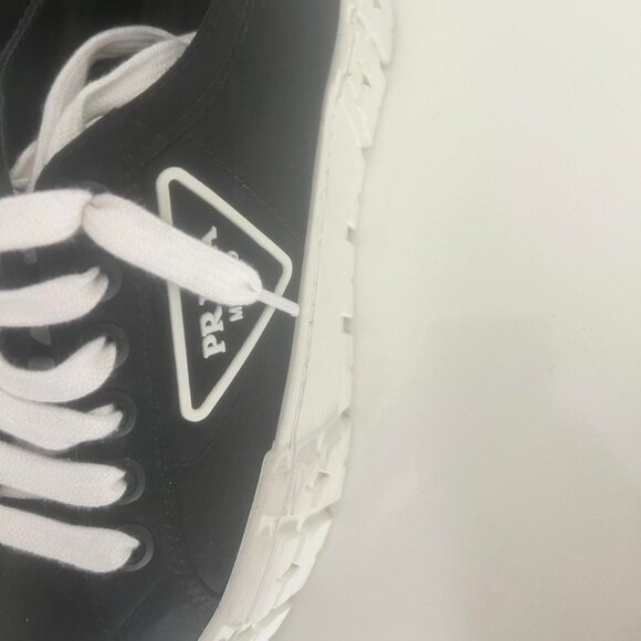 🍋🍌Prada women's shoes - Picture 4 of 5